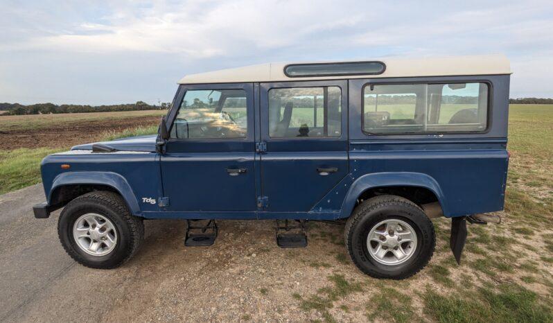 Land Rover Defender County Station Wagon TD5 2000. Rare overdrive model “The Caledonian 2″ #689 full